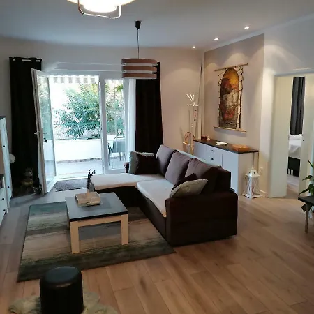 Luna Apartment